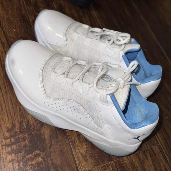 Air Jordan 11 CMFT Low 'White Army Navy Men's - Picture 3 of 4